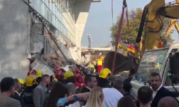 At least eight killed in roof collapse at Novi Sad railway station