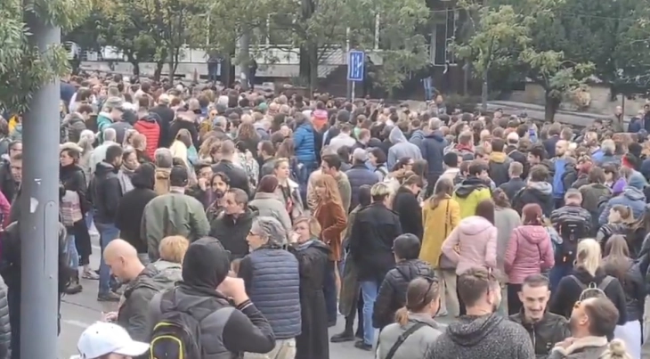 Activists protest in front of government building in Belgrade, demanding minister Vesić’s resignation