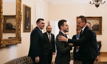 Mucunski attends working lunch hosted by Hungary’s Szijjártó   