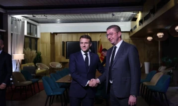 Nikolloski për takimin e Mickoski - Makron: Presidenti francez është lider i pakontestuar i Evropës, ndërsa takimi flet edhe për autoritetin personal të kryeministrit