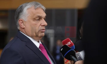 Orban parashikon se Qeveria e re amerikane e Donald Trampit do të ndalë ndihmën për Ukrainën