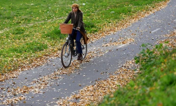 Weather: Chilly with scattered clouds; high 14°C