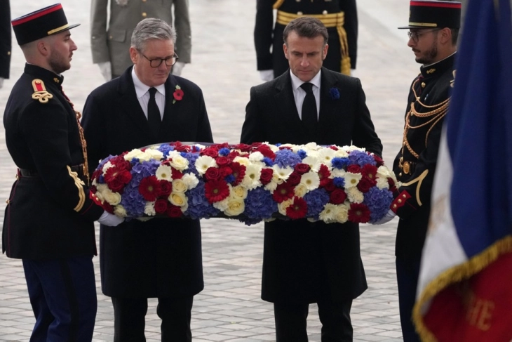 Starmer marks Armistice Day at Paris ceremony with Macron