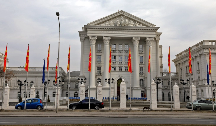 Gov't convenes emergency session over Skopje public transportation collapse