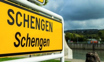 Austria lifts veto on Schengen entry for Bulgaria and Romania