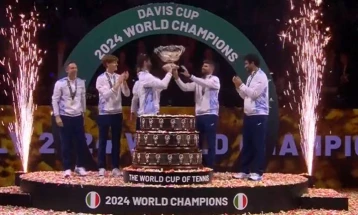 Jannik Sinner leads Italy to Davis Cup glory