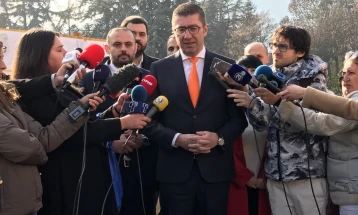 Mickoski: Deri në fund të javës do të definohen kushtet për kredinë hungareze për ekonominë