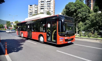 Mexhiti paralajmëroi donacion prej gjashtë autobusëve elektrik për NQP-në dhe blerje të 120 të tjerëve për transportin publik nëpër komuna