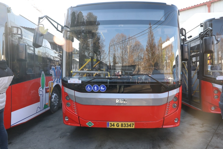 NQP u bë me gjashtë autobusë të rinj ekologjik, donacion nga Bashkimi Evropian