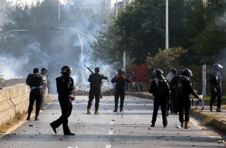 Gjashtë të vdekur në protestat në Islamabad për mbështetjen e ish kryeministrit pakistanez Imran Kan