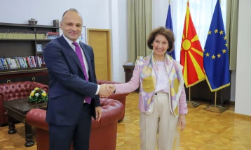 Filipche after meeting with Siljanovska Davkova: I pointed out the risk of partisanship in security structures