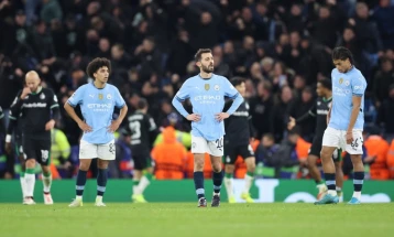 Pep Guardiola: Man City collapse ‘difficult to swallow’