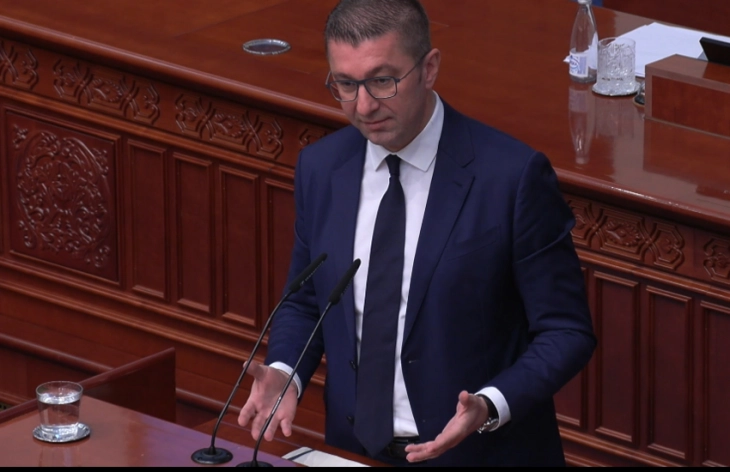 Mickoski: Nuk kemi platformë kundër shqiptarëve, por platformë kundër përfituesve partiakë dhe kriminelëve