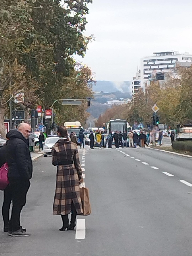 Власта и опозицијата во клинч за протестот на средношколците во Нови Сад