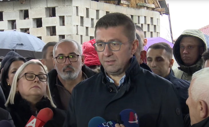 Mickoski: Qytetarët të mos bien pre e provokimeve, bëj thirrje për unitet dhe qetësi