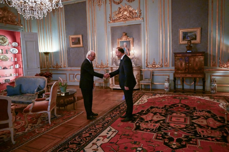 Speaker Gashi has audience with King Carl XVI Gustaf of Sweden 