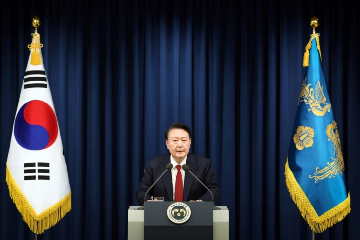 South Korean president agrees to lift short-lived martial law