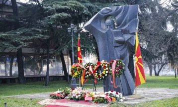 Delegations lay flowers at St. Clement of Ohrid monument in Skopje