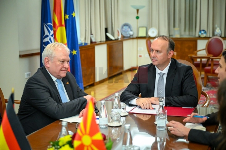 Takim i kryetarit Gashi me delegacionin gjerman të kryesuar nga deputeti Romas Haker