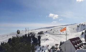 На Попова Шапка најстудено и најмногу снег