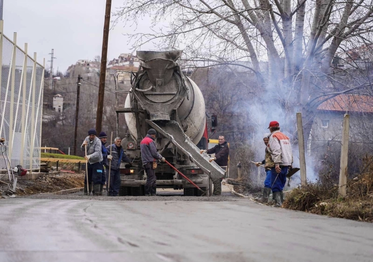 Реконструкција на улици во велешката населба Превалец