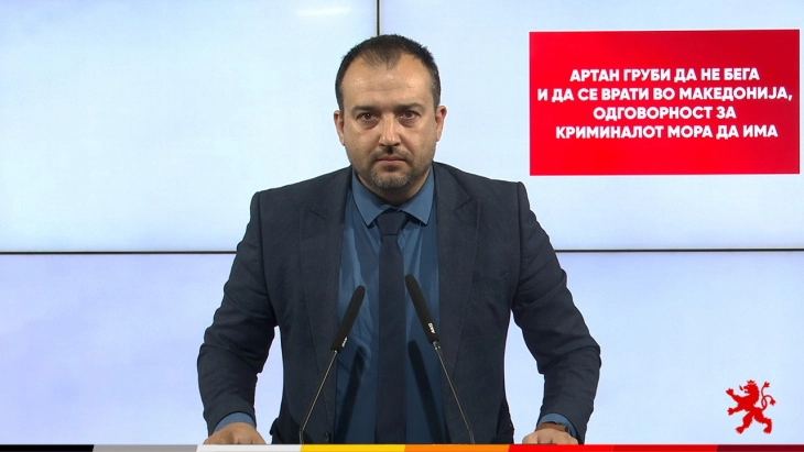 Лефков: Артан Груби да не бега и да се врати во Македонија, одговорност за криминалот мора да има