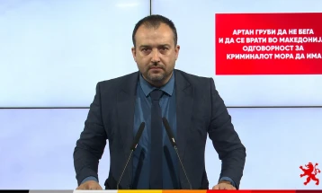 Лефков: Артан Груби да не бега и да се врати во Македонија, одговорност за криминалот мора да има