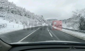 Hiqet ndalesa e qarkullimit për automjete të rënda transportuese në aksin rrugor Kriva Pallankë – VK 