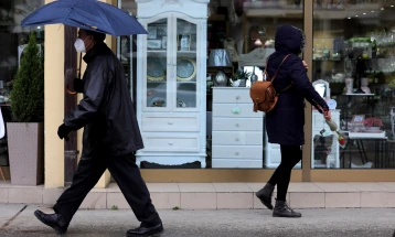 Weather: Cloudy, cold and windy, local rain, snow; high 6°C