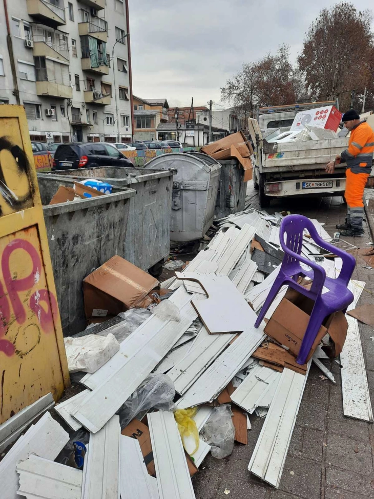 ЈП Комунална хигиена-Скопје отстрани 50 кубни метри отпад од диви депонии во изминатото деноноќие