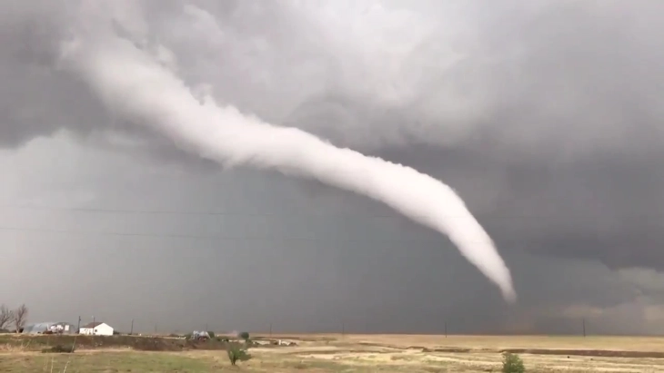 Në tornadot në Teksas dhe Misisipi dy të vdekur, gjashtë të lënduar