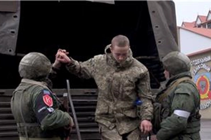 Moscow and Kiev conduct large prisoner exchange