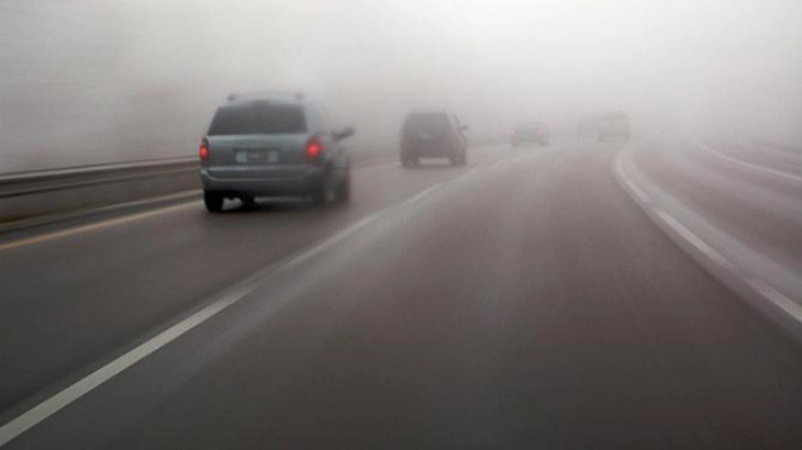 Traffic: Mainly dry roads, fog reduces visibility