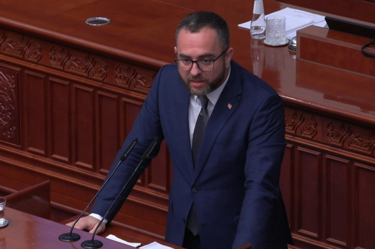 Panche Toshkovski defeats no-confidence vote