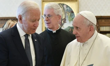 Bajdeni i ndau papa Françeskut medalje presidenciale të lirisë