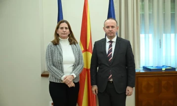 Takim i Gashit me ambasadoren greke, Sofija Fillipidu