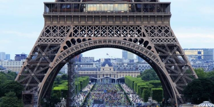 Në Francë sulmohet kandidati për deputet nga partia 