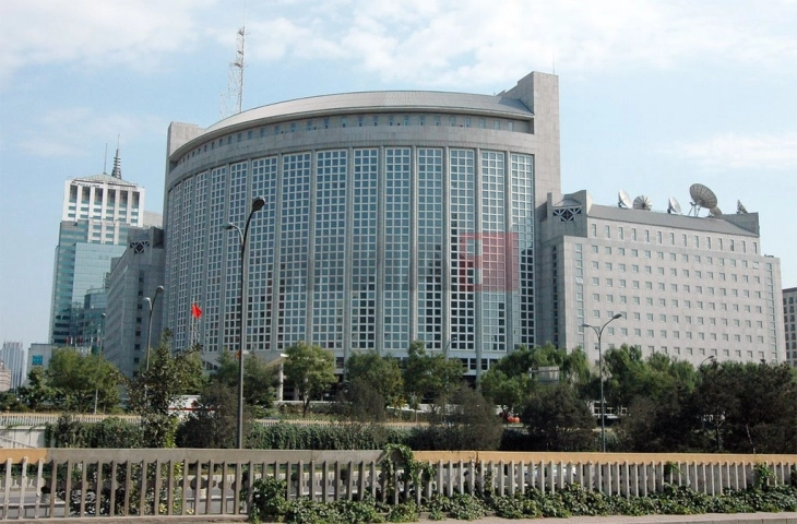 Kina do të bisedojë me Rusinë dhe Iranin për programin bërthamor të Teheranit