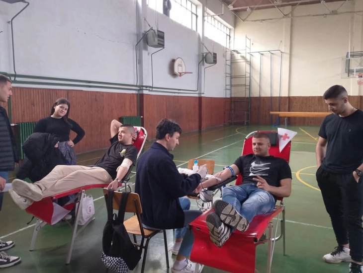 Собрани 34 крвни единици во крводарителска акција во Кавадарци