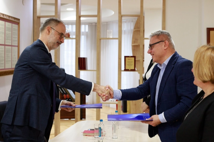 МОЗ и Филозофскиот факултет потпишаа Меморандум за соработка