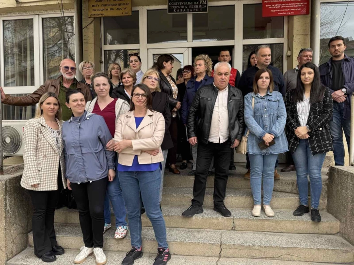 Социјалните работници од Кавадарци дадоа поддршка на нападната колешка од Прилеп 