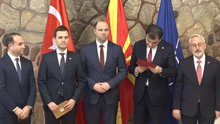 Потпишување на Меморандум за соработка помеѓу АТС ГРУП и турската МКЕ (во живо)