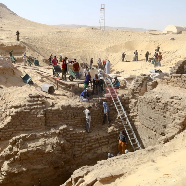 Во Египет откриена гробница на фараон стара 3.600 години