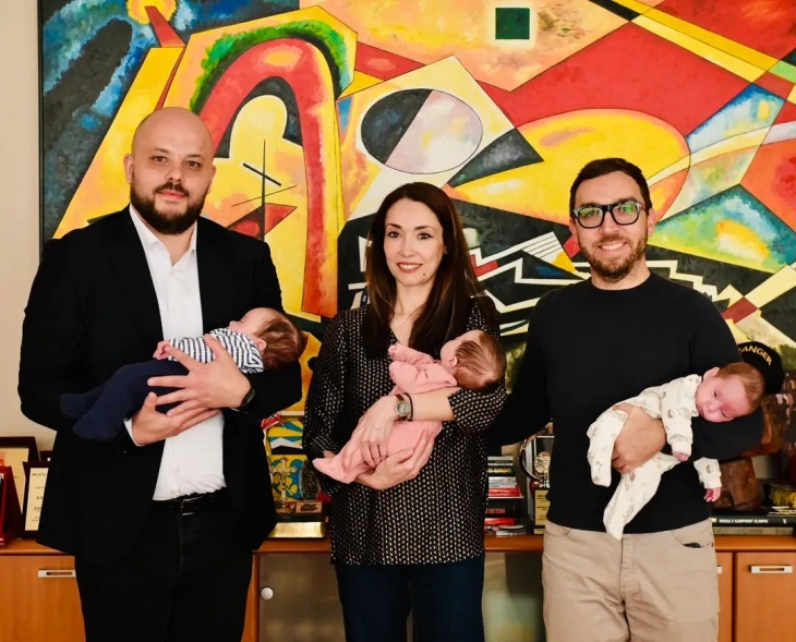 Костовски: Општината ќе помогне со 120 000 денари на трите близначиња од Радишани