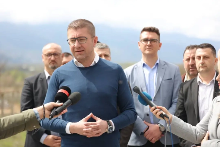 Mickoski: Leaders' meeting is a topic too serious to be discussed via media