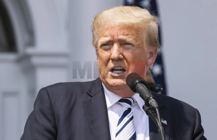 Trampi e krahasoi aktgjykimin e Le Penit me proceset e tij gjyqësore