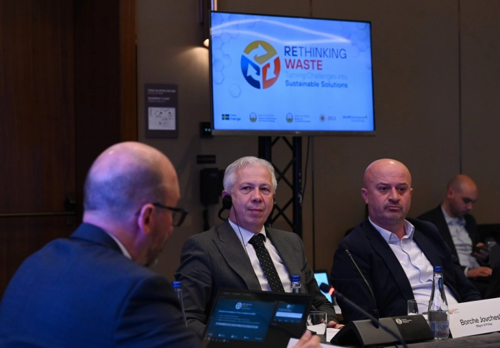 Конференција: Македонија се уште без ефикасeн систем за управување со отпад, има ѓубришта, но не и депонии