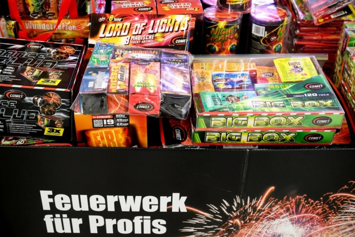 Lawmakers unanimously adopt motion for legislative changes banning indoor use of pyrotechnics