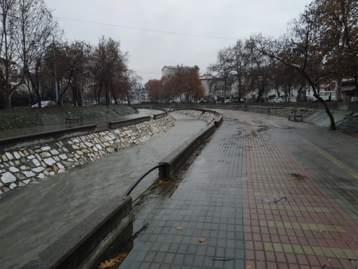 Високи водостои на сите реки низ државава