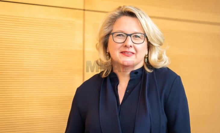 Германската министерка за развој ги отфрли повиците за спојување со министерството за надзворешни работи